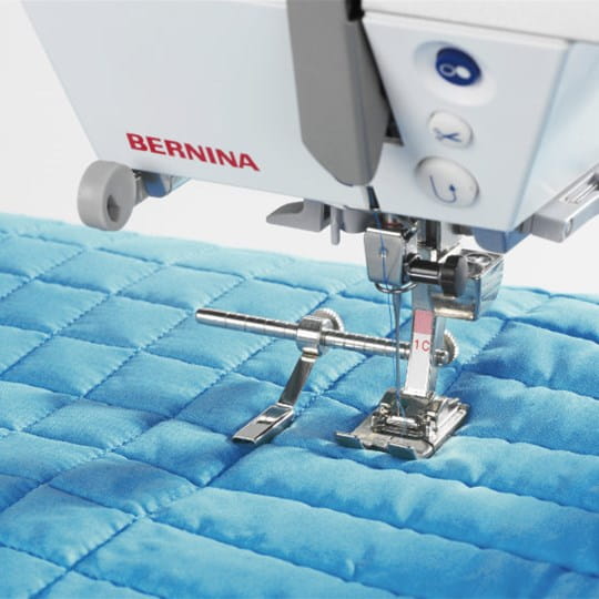 BERNINA Adjustable Guide - Evenly spaced rows - BERNINA